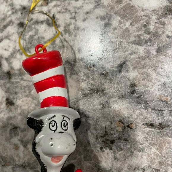 Hallmark Dr. Seuss Ornament - 2003 Cat in the hat with thing 1 and thing 2. - Picture 2 of 5